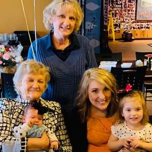 Meet your Posher, Tessa